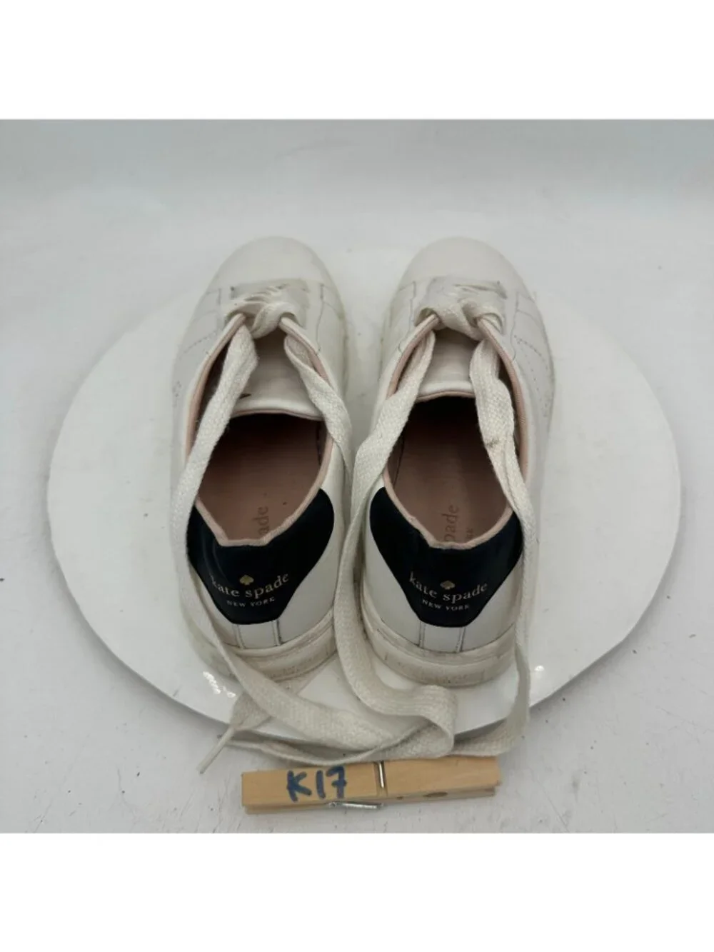 Kate Spade Angelise Women Size 7.5B White Leather Silhouette Casual Shoes